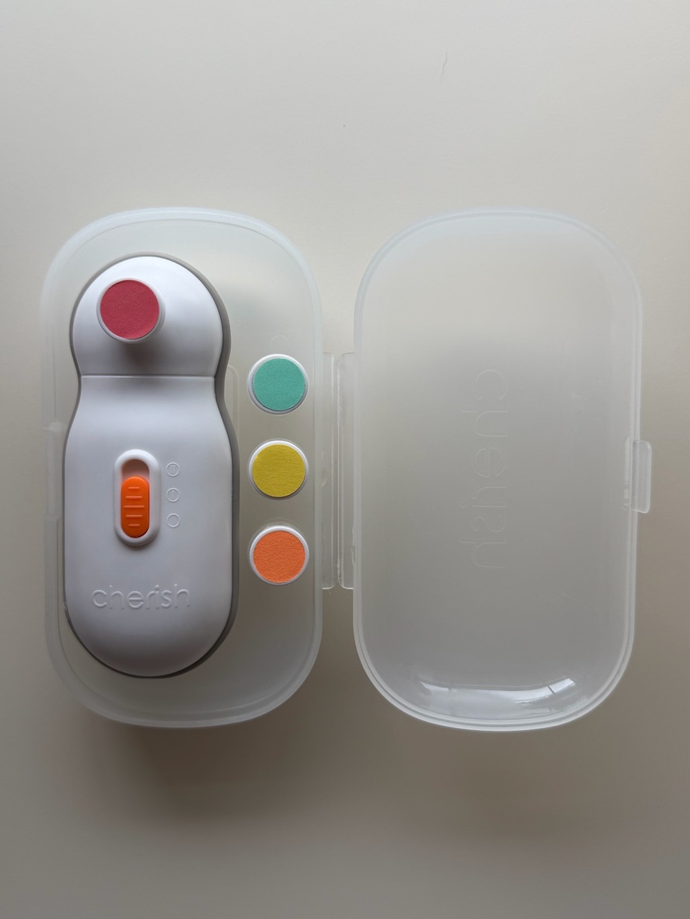 💫 3 for $20 !! CHERISH baby nail file - portable case